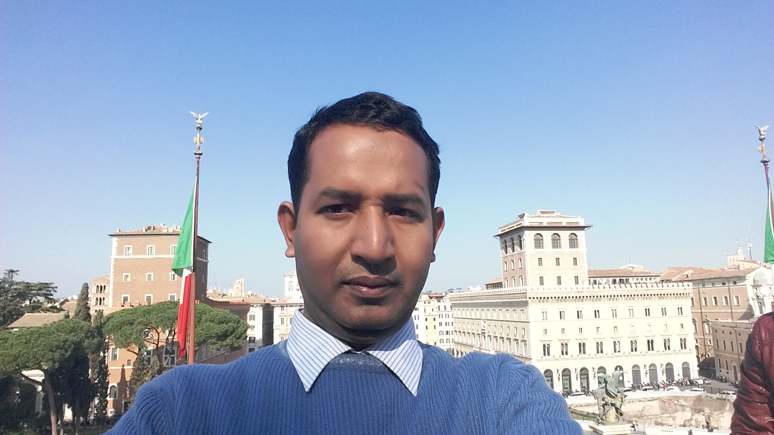Dr. Deen  Islam