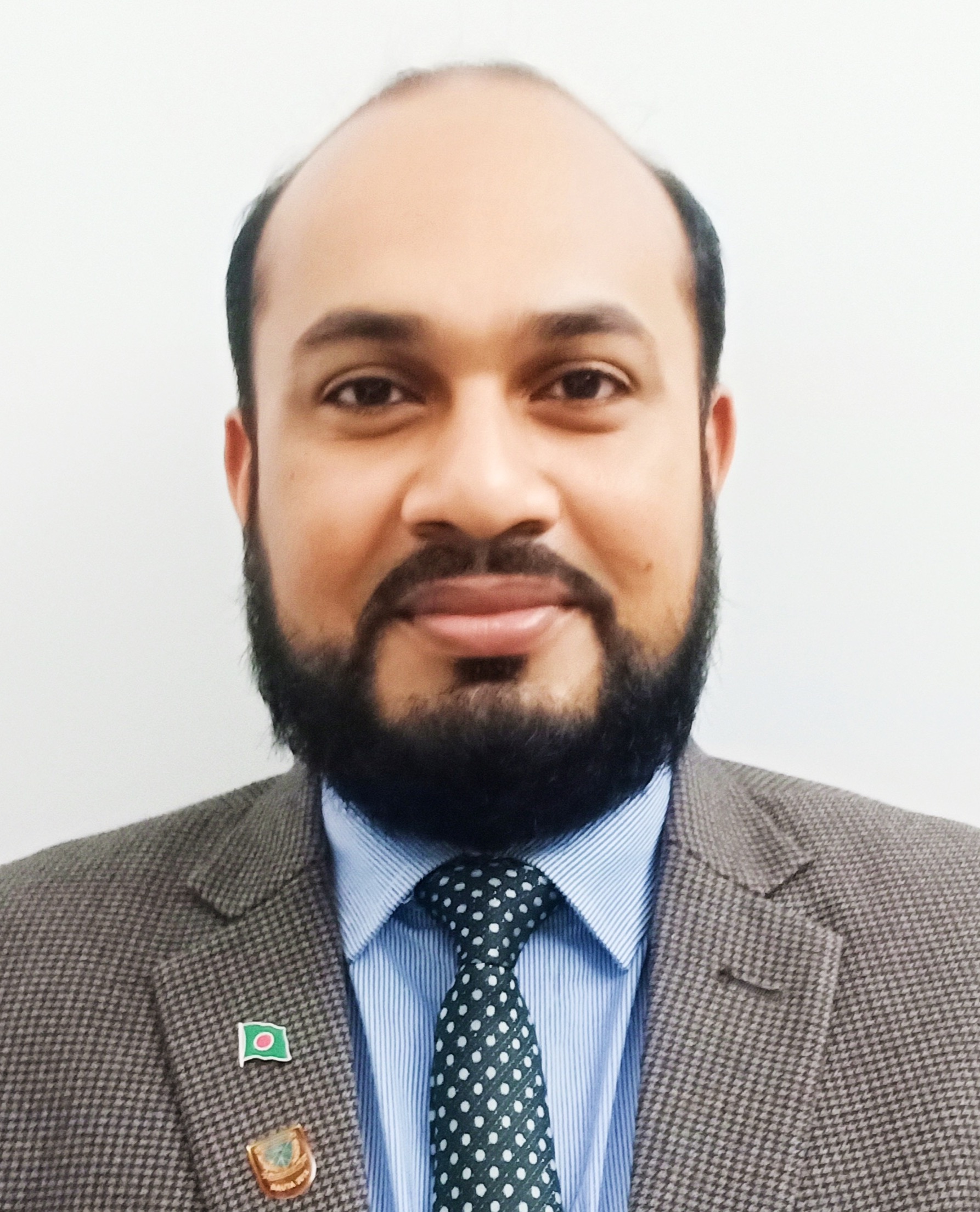 Dr. A K M Mominul Islam